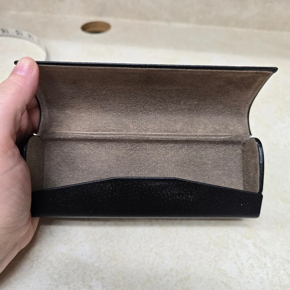 Burberry Black Textured Hard Shell Sunglasses Eyeglasses Case Gold Logo